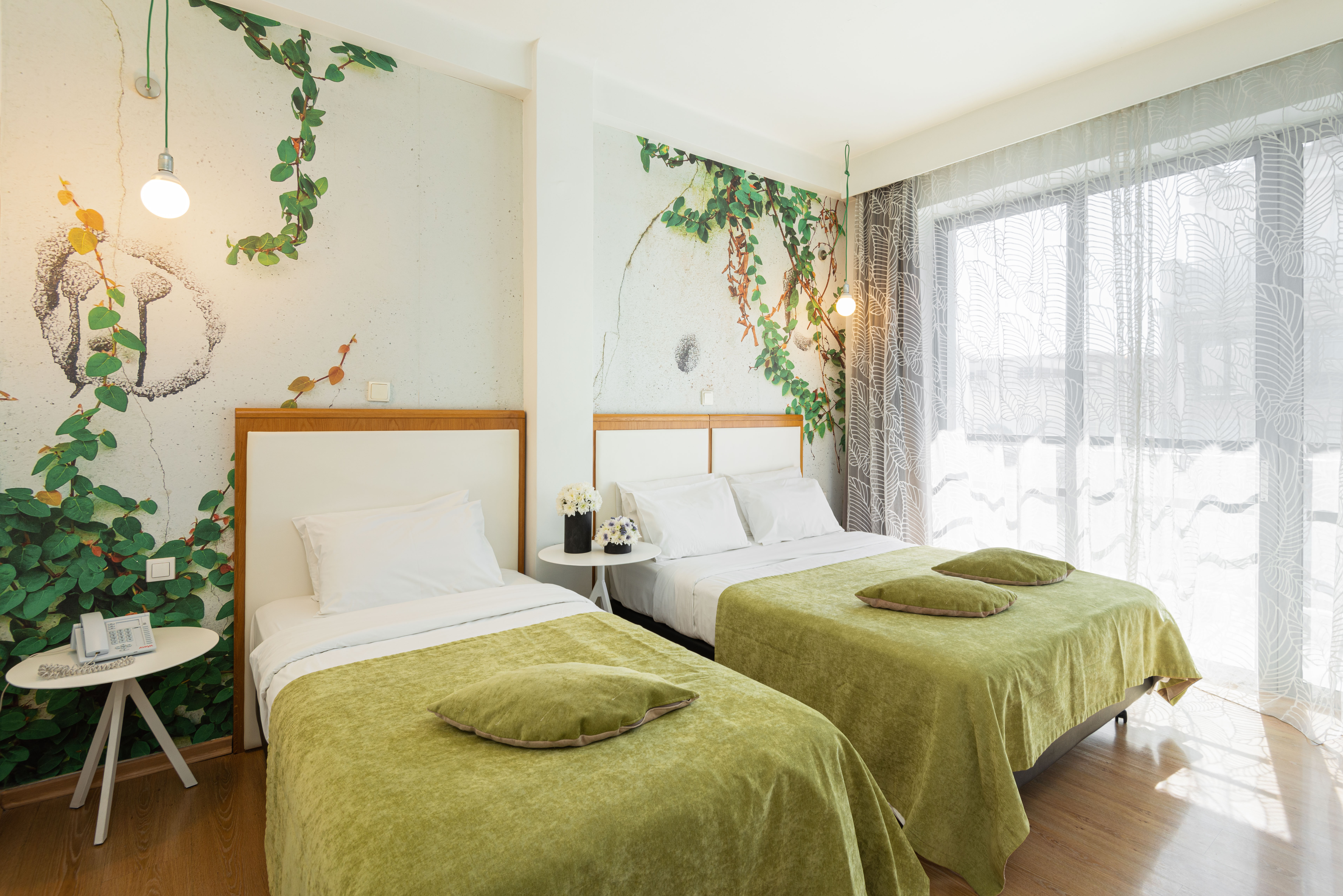 SUPERIOR ROOM CITY VIEW